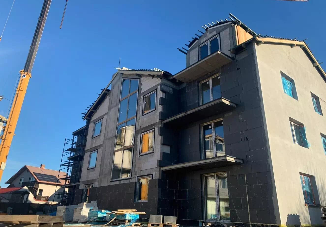 Etap ukończony prace ocieplania elewacji