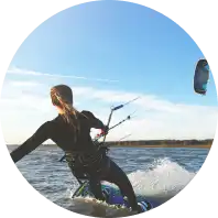 Aktywności wodne (windsurfing, kitesurfing)